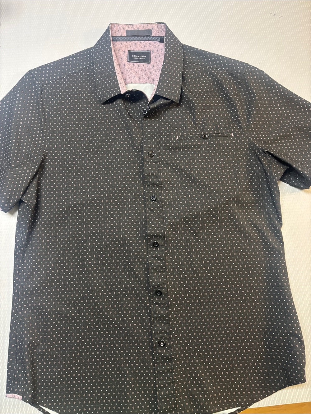 7 Diamonds - 4 way stretch Mena Short-Sleeve Button-Down Shirt